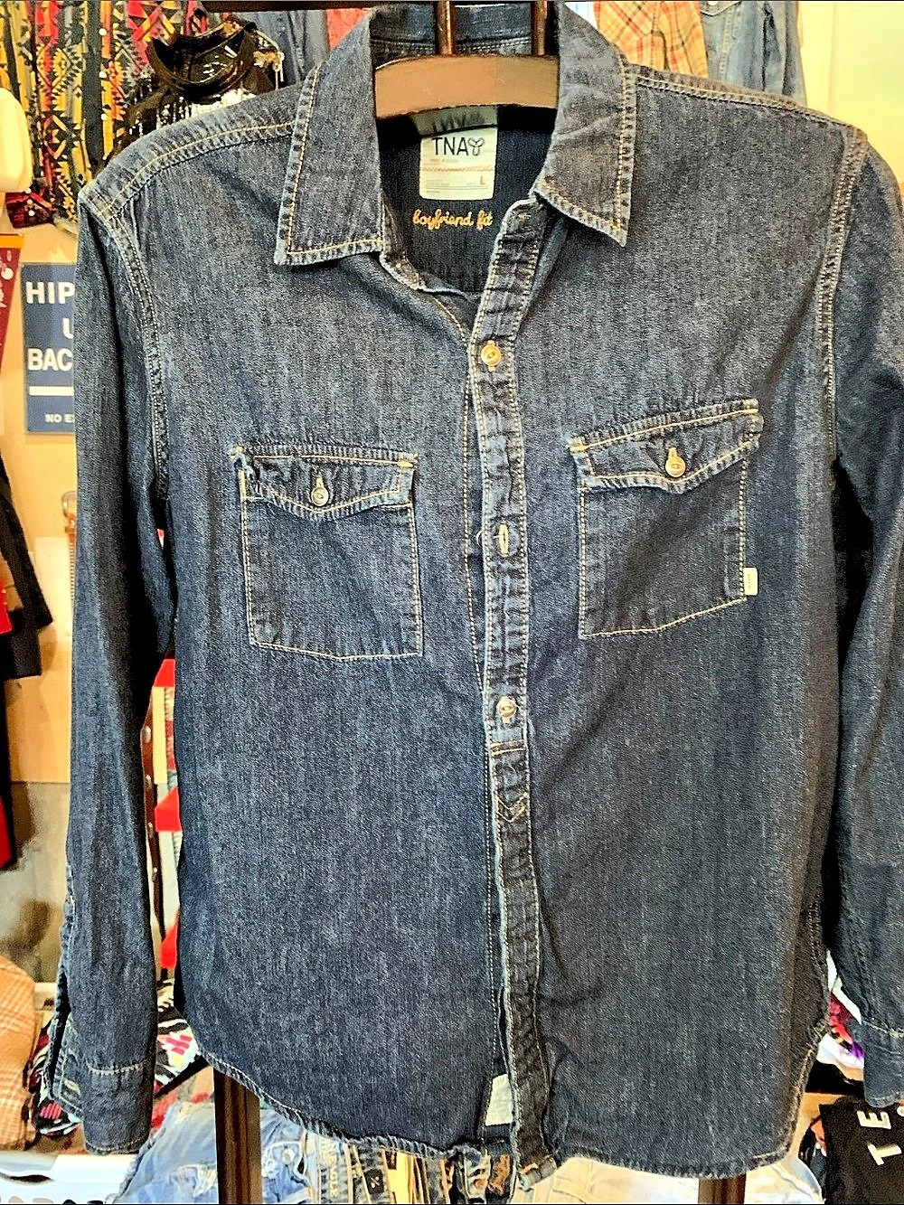 TNA Boyfriend Fit Size Large